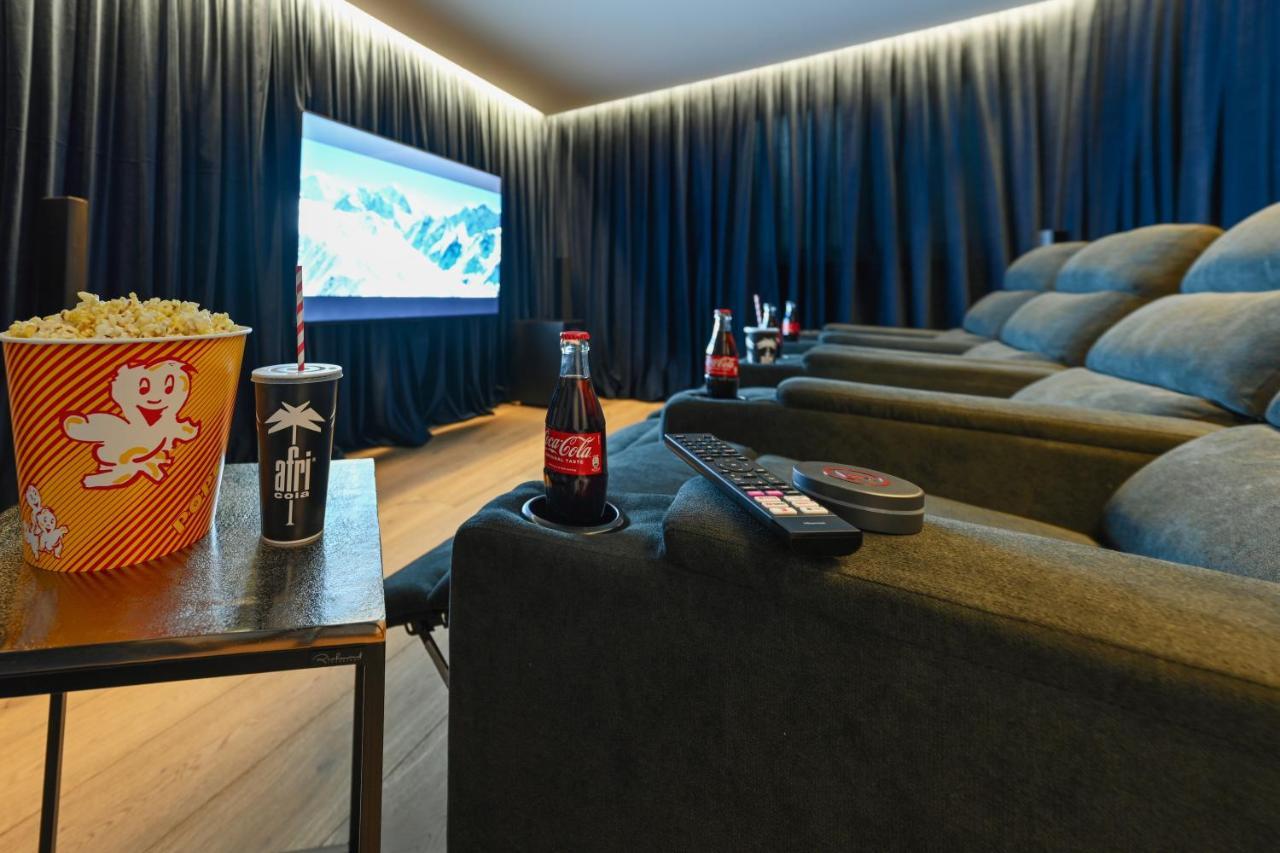 Boutique Chalets Alpi - Private Sauna & Cinema Гармиш-Партенкирхен Экстерьер фото
