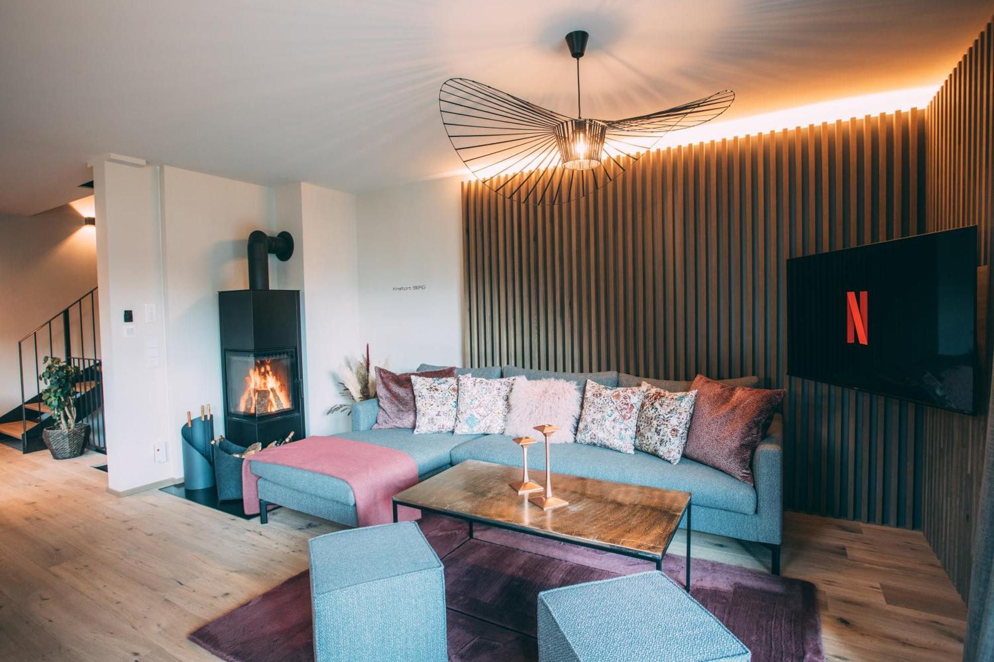 Boutique Chalets Alpi - Private Sauna & Cinema Гармиш-Партенкирхен Экстерьер фото